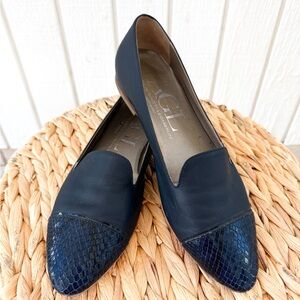AGL Attilio Giusti Leombruni Navy Blue Leather Flats Size 38/US 8